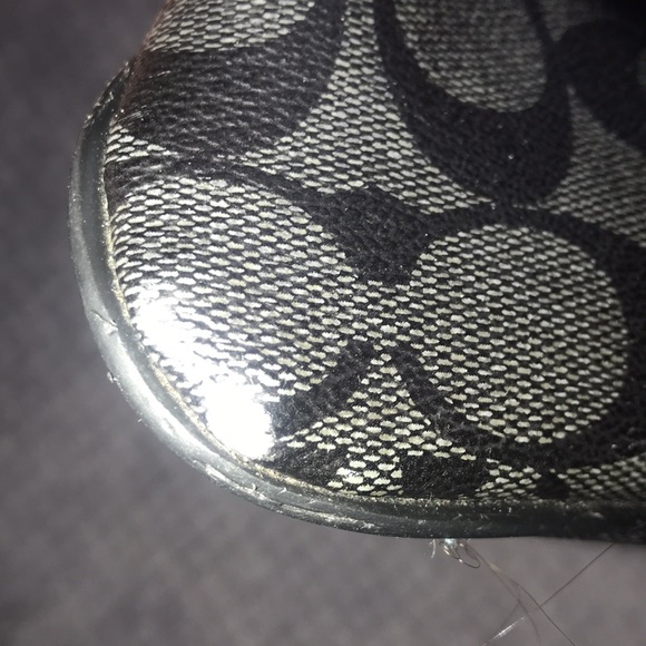 Gotham slim crossbody Coach Purse in Signature Print (Damaged) - Picture 5 of 16